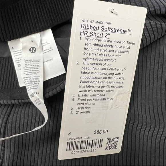 NWT lululemon ribbed softstreme high rise short 2” BLK size 4 black - Picture 3 of 3